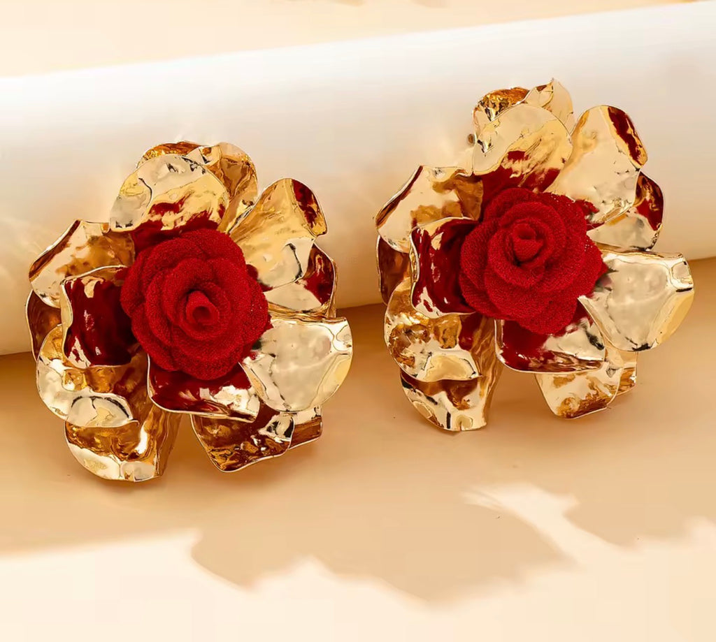 🌹 Gold Rose Statement Earrings – Bold Elegance, Timeless Beauty