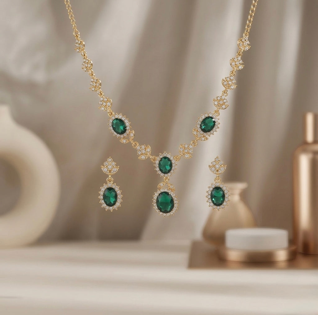 Klasik Emerald Grace Jewelry Set (Necklace + Earrings)